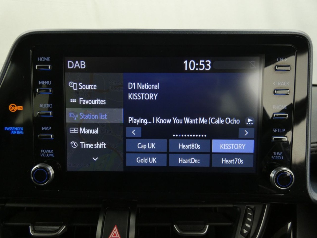 TOYOTA CHR 1.8 DESIGN 5D 121 BHP - 2021 - £17,400