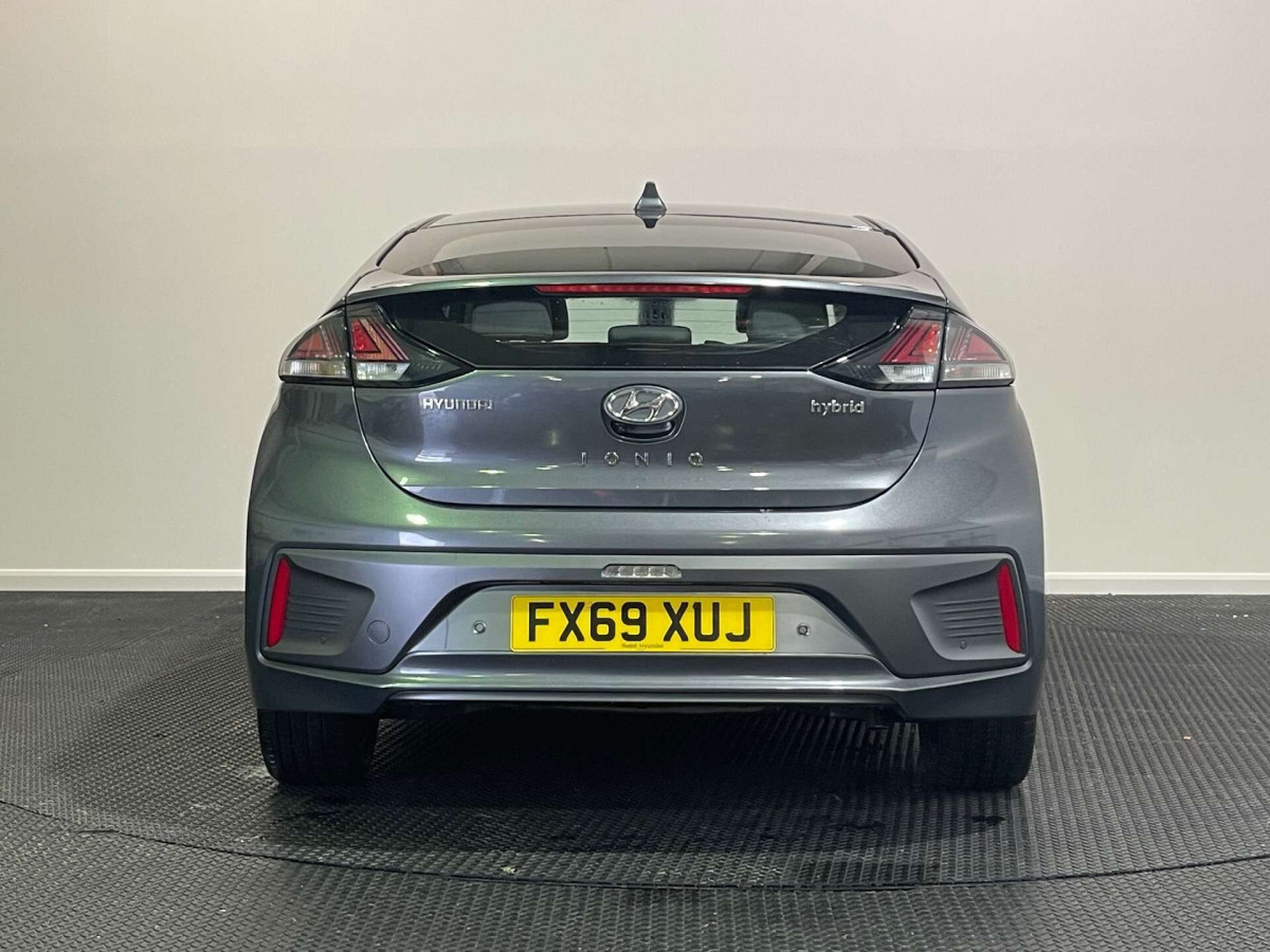 HYUNDAI IONIQ 2019 (69) 1.6 H-GDI 1ST EDITION HATCHBACK 5DR PETROL HYBRID DCT EURO 6 (S/S) (141 PS) - 2019 - £12,000