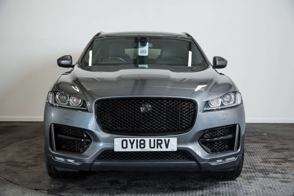 JAGUAR F-PACE 2018 (18) 2.0 D180 R-SPORT SUV 5DR DIESEL AUTO AWD EURO 6 (S/S) (180 PS) - 2018 - £14,800