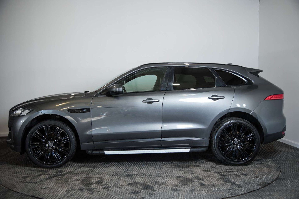 JAGUAR F-PACE 2018 (18) 2.0 D180 R-SPORT SUV 5DR DIESEL AUTO AWD EURO 6 (S/S) (180 PS) - 2018 - £14,800