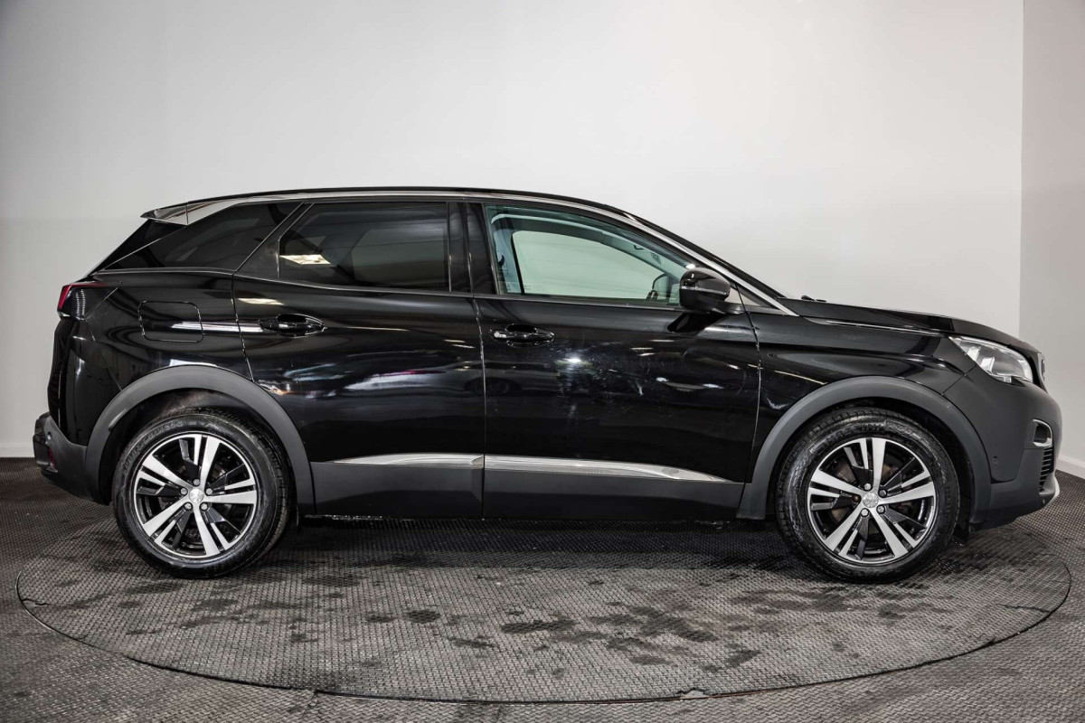 PEUGEOT 3008 2017 (67) 1.6 BLUEHDI ALLURE SUV 5DR DIESEL MANUAL EURO 6 (S/S) (120 PS) - 2017 - £10,500