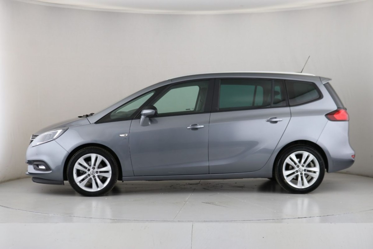 VAUXHALL ZAFIRA TOURER 1.4 SRI NAV 5D 138 BHP - 2018 - £13,990