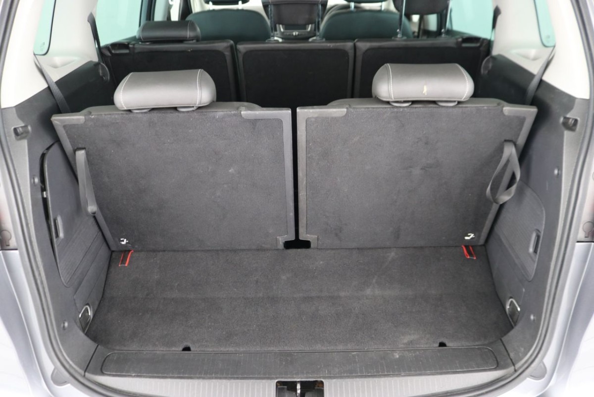 VAUXHALL ZAFIRA TOURER 1.4 SRI NAV 5D 138 BHP - 2018 - £13,990