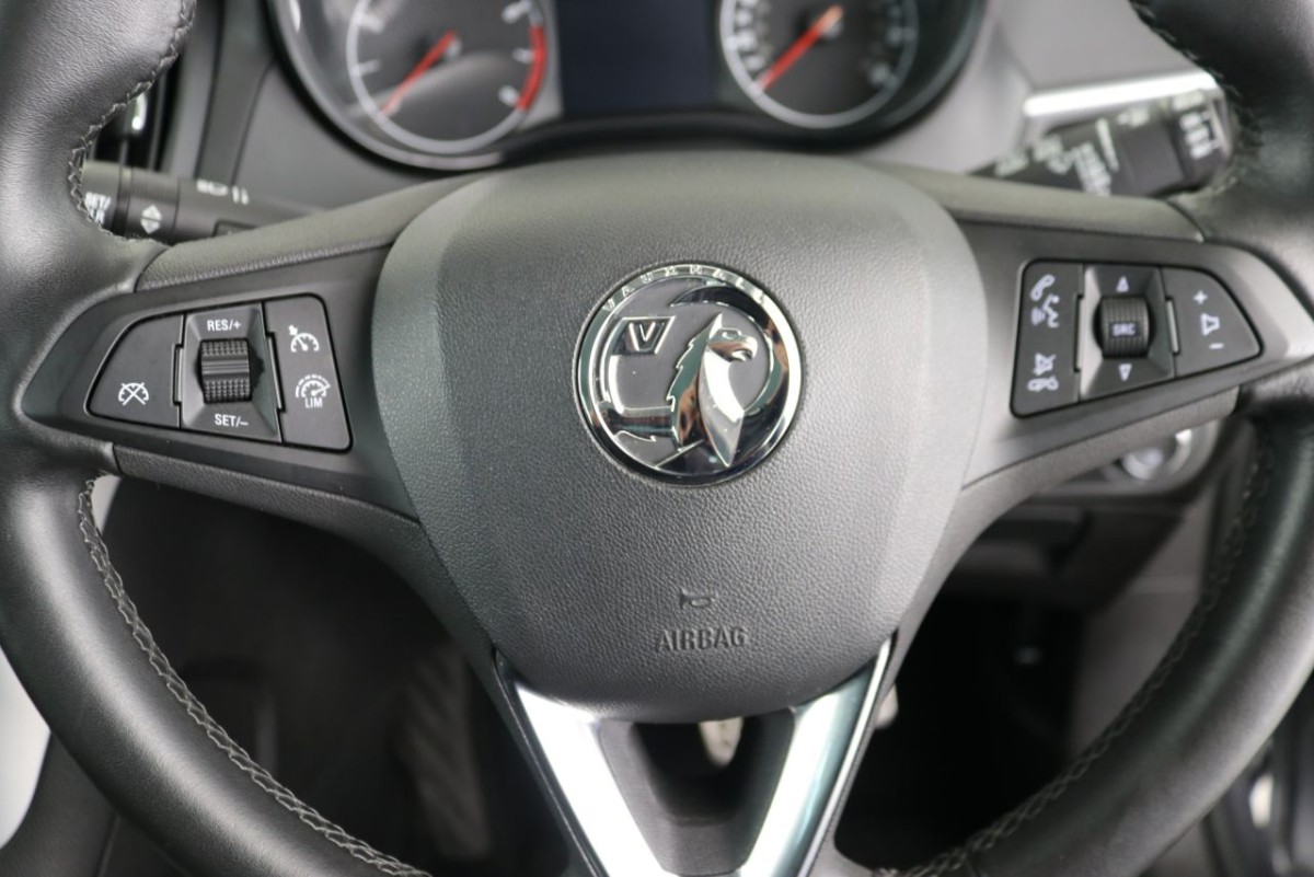 VAUXHALL ZAFIRA TOURER 1.4 SRI NAV 5D 138 BHP - 2018 - £13,990