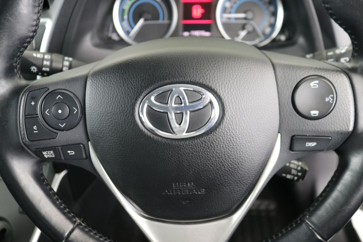 TOYOTA AURIS 1.8 VVT-I EXCEL 5D AUTO 98 BHP ESTATE - 2013 - £9,990
