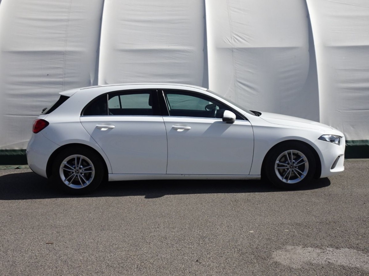 MERCEDES-BENZ A-CLASS 1.3 A 180 SE 5D 135 BHP - 2019 - £14,490