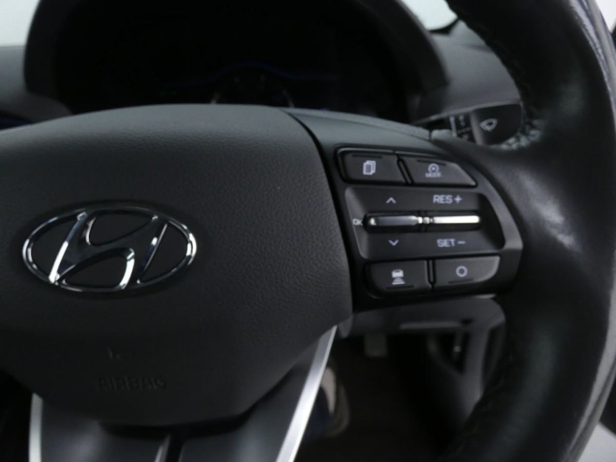 HYUNDAI IONIQ 1.6 SE MHEV 5D 140 BHP - 2019 - £11,400