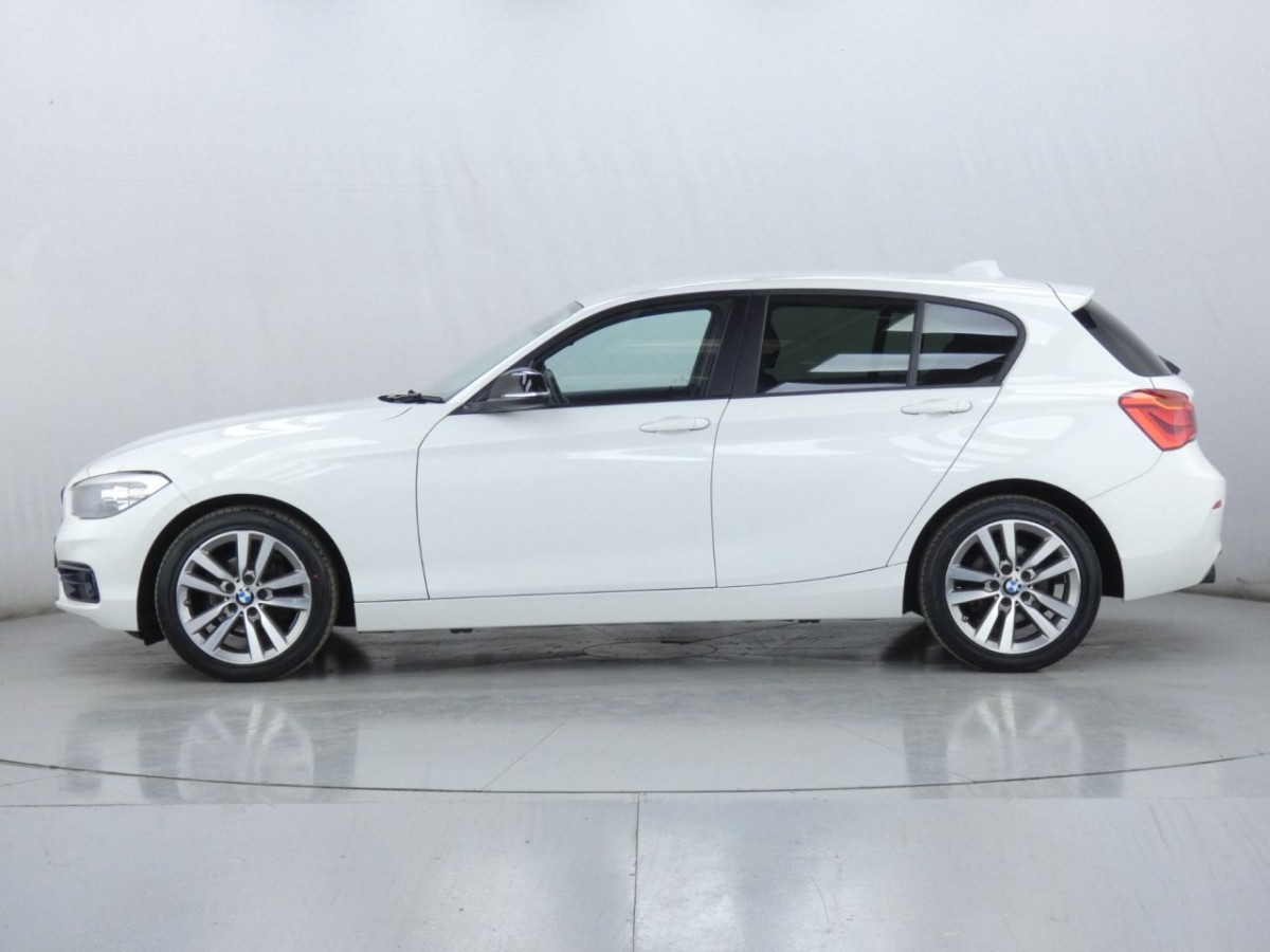 BMW 1 SERIES 1.5 118I SPORT 5D 134 BHP - 2018 - £10,700