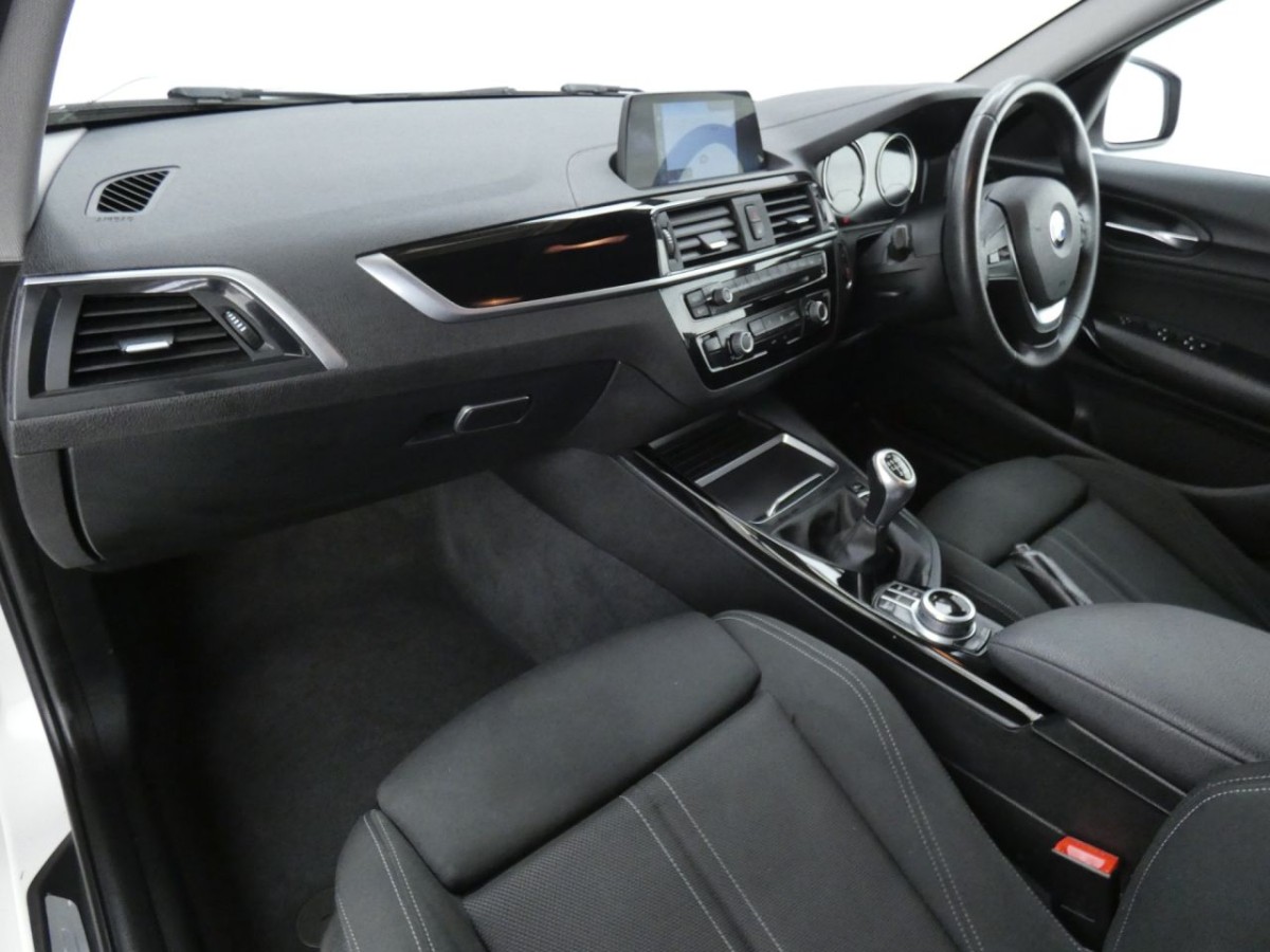 BMW 1 SERIES 1.5 118I SPORT 5D 134 BHP - 2018 - £10,700