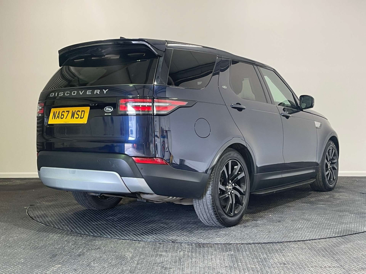 LAND ROVER DISCOVERY 2017 (67) 2.0 SD4 HSE SUV 5DR DIESEL AUTO 4WD EURO 6 (S/S) (240 PS) - 2017 - £21,500