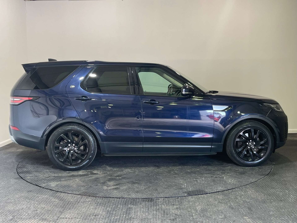 LAND ROVER DISCOVERY 2017 (67) 2.0 SD4 HSE SUV 5DR DIESEL AUTO 4WD EURO 6 (S/S) (240 PS) - 2017 - £21,500