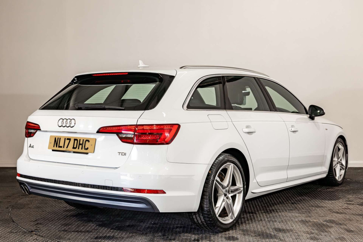 AUDI A4 2017 (17) 2.0 TDI ULTRA S LINE ESTATE 5DR DIESEL S TRONIC EURO 6 (S/S) (190 PS) - 2017 - £13,500