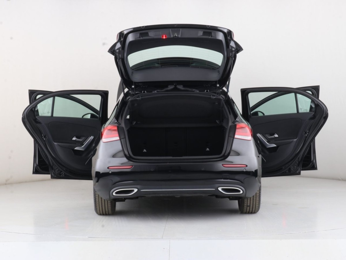 MERCEDES-BENZ A-CLASS 1.5 A 180 D SPORT EXECUTIVE 5D 114 BHP - 2018 - £21,400