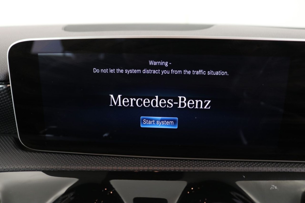 MERCEDES-BENZ A-CLASS 1.5 A 180 D SPORT EXECUTIVE 5D 114 BHP - 2018 - £21,400
