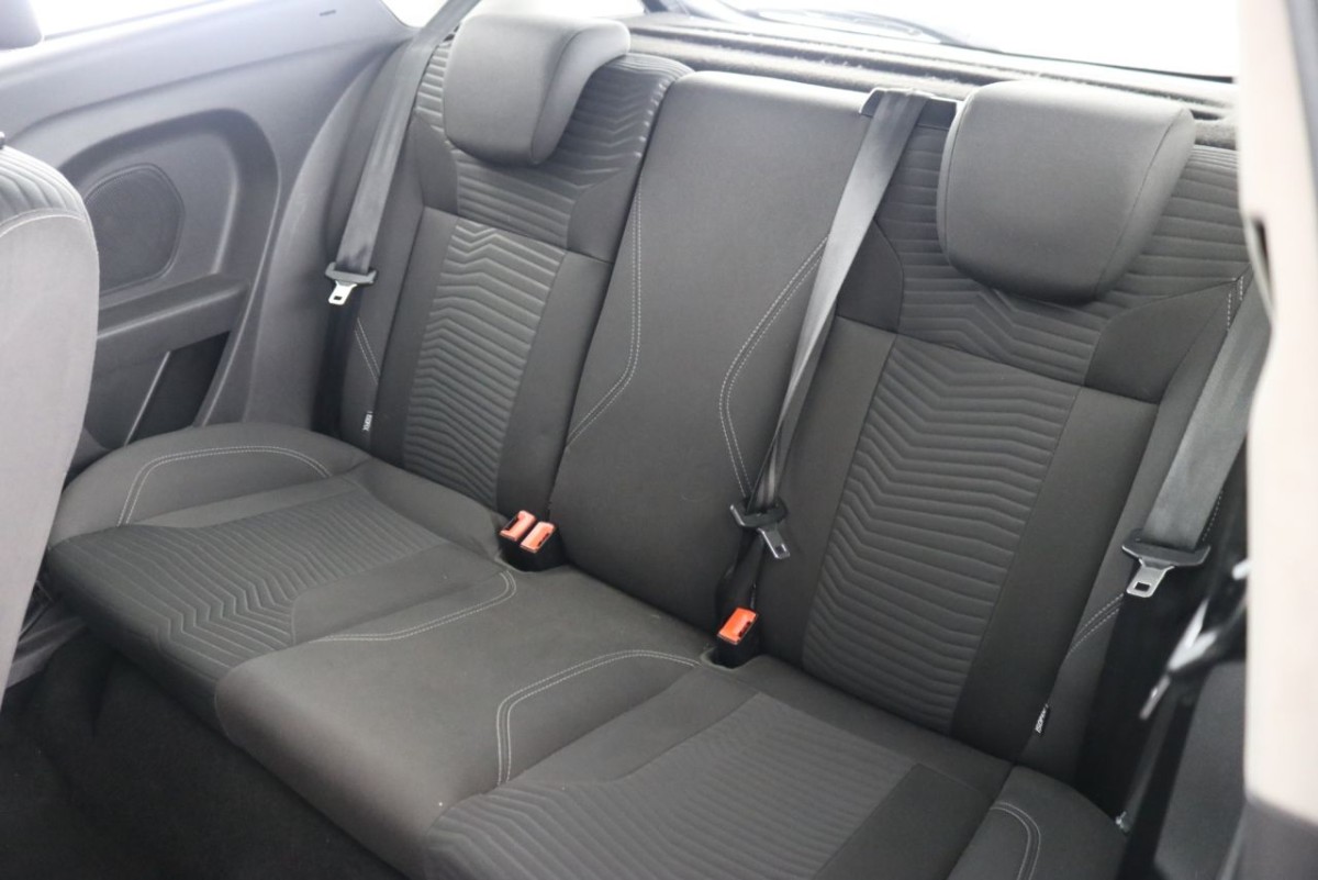 FORD FIESTA 1.0 ZETEC 3D 79 BHP - 2015 - £6,300