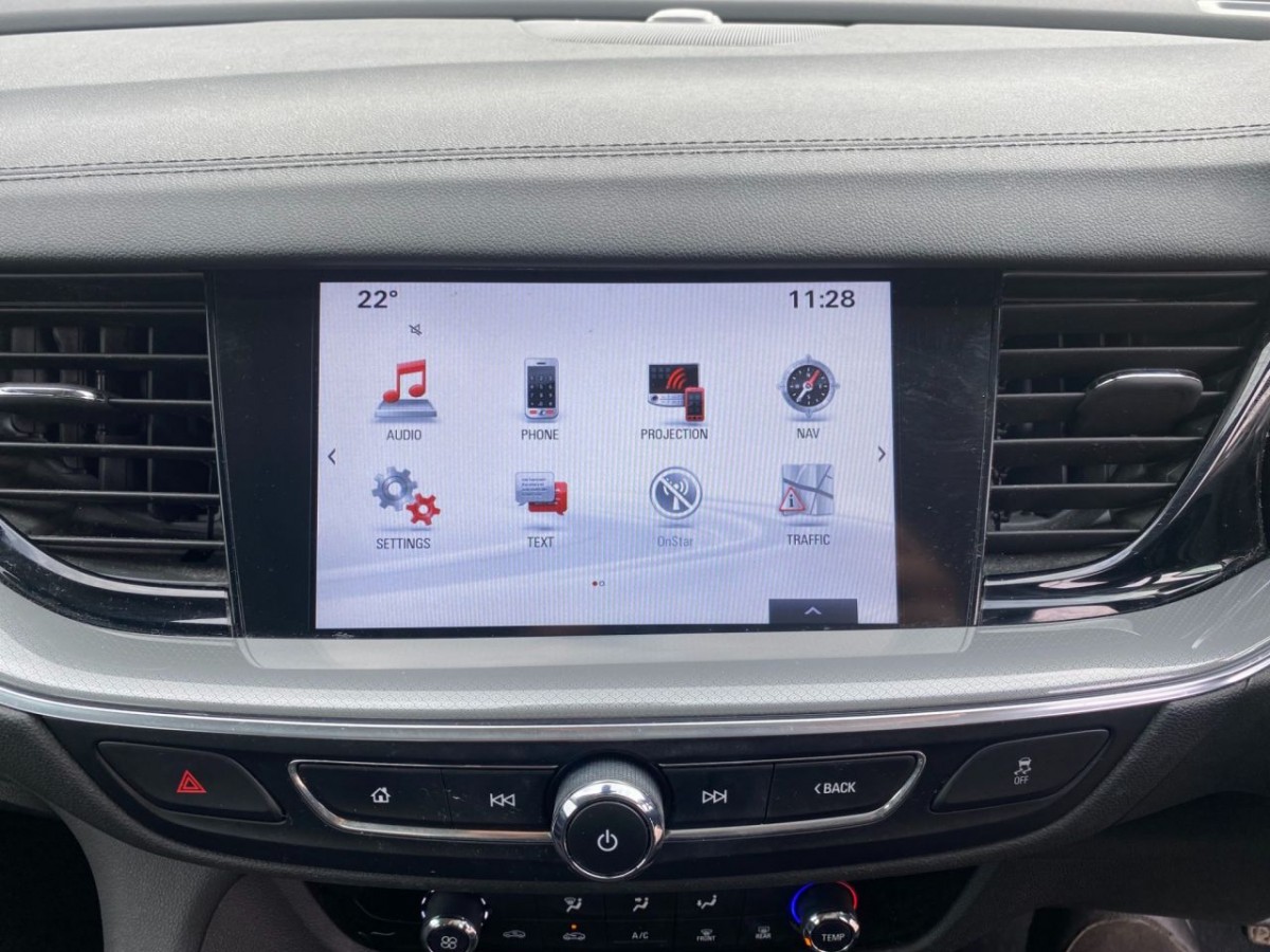 VAUXHALL INSIGNIA GRAND SPORT 1.6 DESIGN NAV ECOTEC 5D 108 BHP - 2017 - £8,990