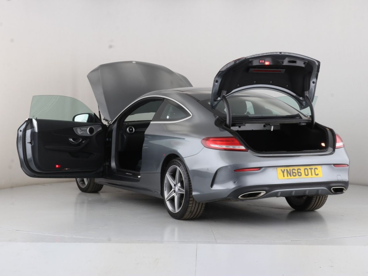 MERCEDES-BENZ C-CLASS 2.0 C 200 AMG LINE PREMIUM 2D 181 BHP - 2016 - £18,990