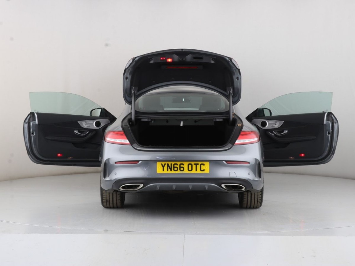 MERCEDES-BENZ C-CLASS 2.0 C 200 AMG LINE PREMIUM 2D 181 BHP - 2016 - £18,990