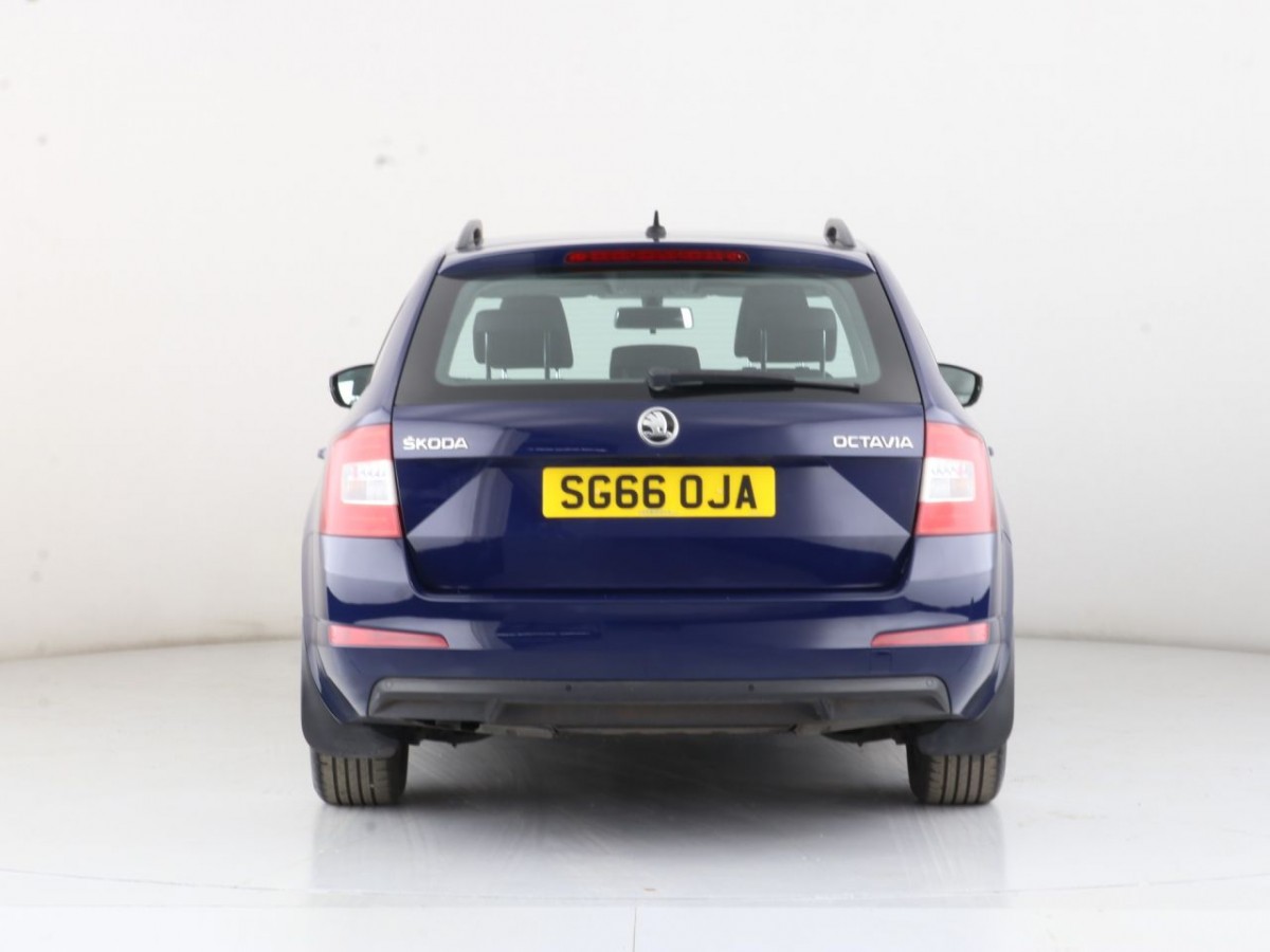 SKODA OCTAVIA 1.6 SE BUSINESS TDI DSG 5D 109 BHP - 2016 - £9,700