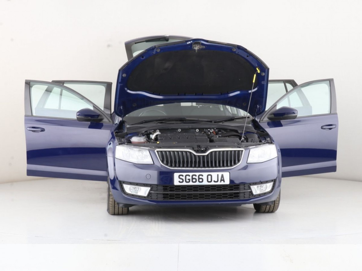 SKODA OCTAVIA 1.6 SE BUSINESS TDI DSG 5D 109 BHP - 2016 - £9,700