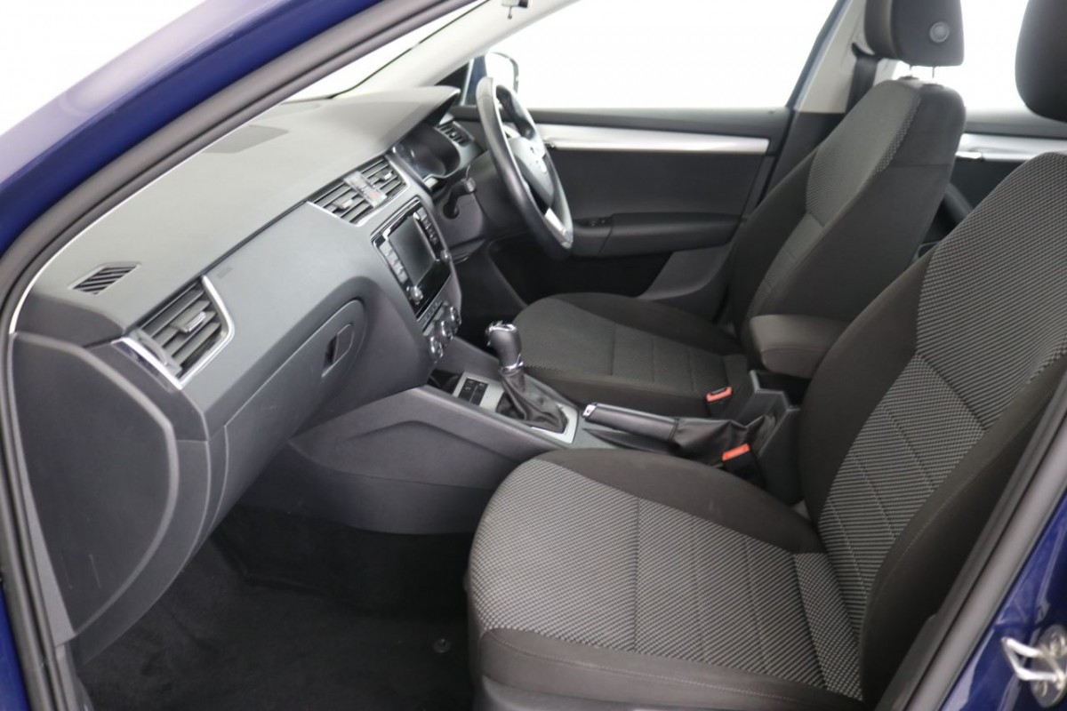 SKODA OCTAVIA 1.6 SE BUSINESS TDI DSG 5D 109 BHP - 2016 - £9,700