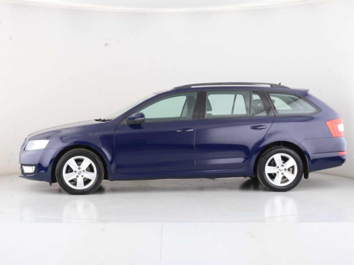 SKODA OCTAVIA 1.6 SE BUSINESS TDI DSG 5D 109 BHP - 2016 - £9,700