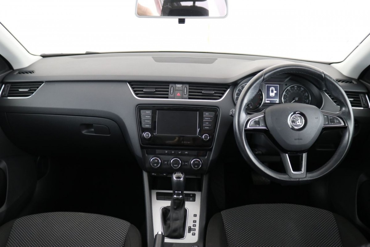 SKODA OCTAVIA 1.6 SE BUSINESS TDI DSG 5D 109 BHP - 2016 - £9,700