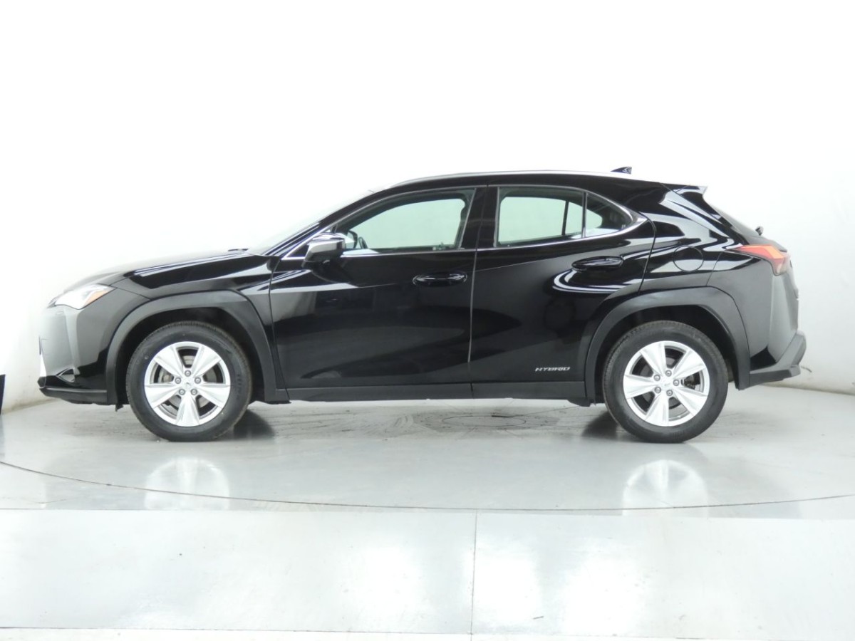 LEXUS UX 2.0 250H 5D 108 BHP - 2019 - £16,990
