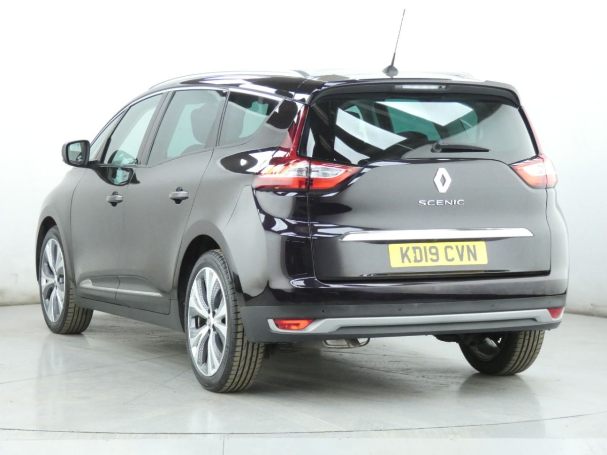 RENAULT GRAND SCENIC 1.3 SIGNATURE TCE EDC 5D 139 BHP - 2019 - £14,700