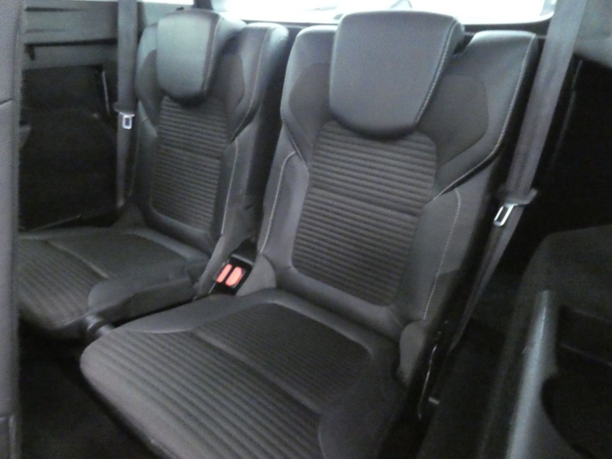 RENAULT GRAND SCENIC 1.3 SIGNATURE TCE EDC 5D 139 BHP - 2019 - £14,700