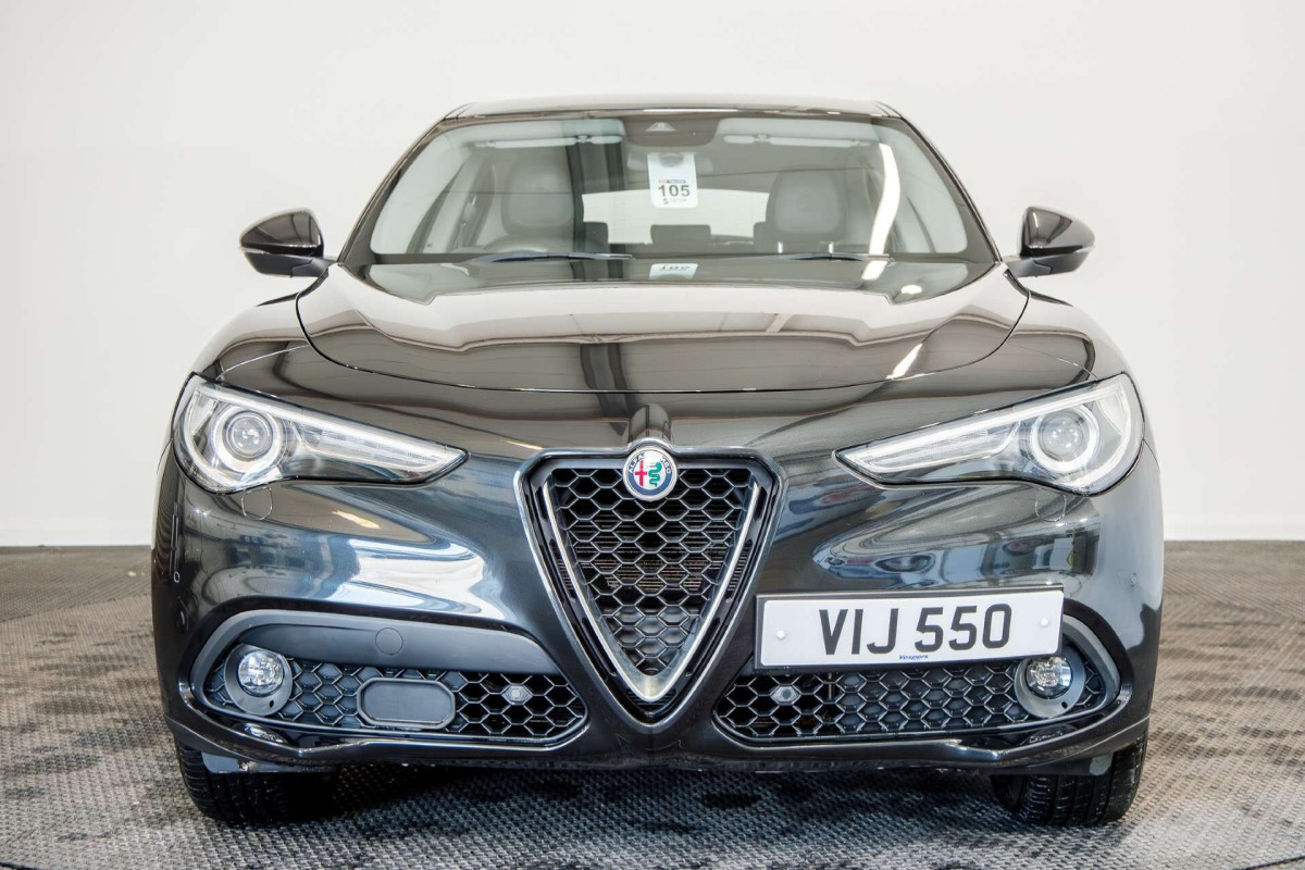 ALFA ROMEO STELVIO 2018 (18) 2.2 TD SUPER SUV 5DR DIESEL AUTO Q4 AWD EURO 6 (S/S) (210 PS) - 2018 - £15,500