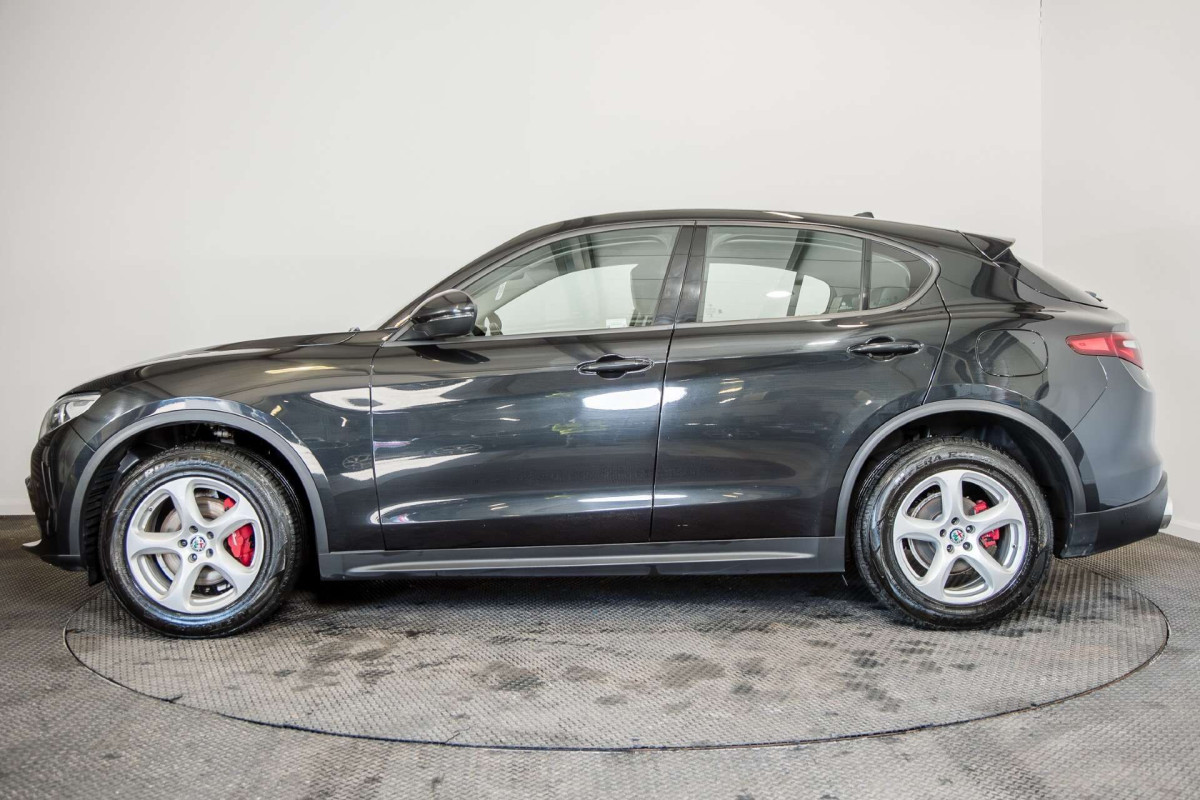 ALFA ROMEO STELVIO 2018 (18) 2.2 TD SUPER SUV 5DR DIESEL AUTO Q4 AWD EURO 6 (S/S) (210 PS) - 2018 - £15,500