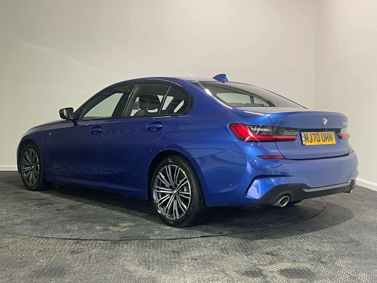 BMW 3 SERIES 2020 (70) 2.0 330E 12KWH M SPORT SALOON 4DR PETROL PLUG-IN HYBRID AUTO EURO 6 (S/S) ( - 2020 - £14,500