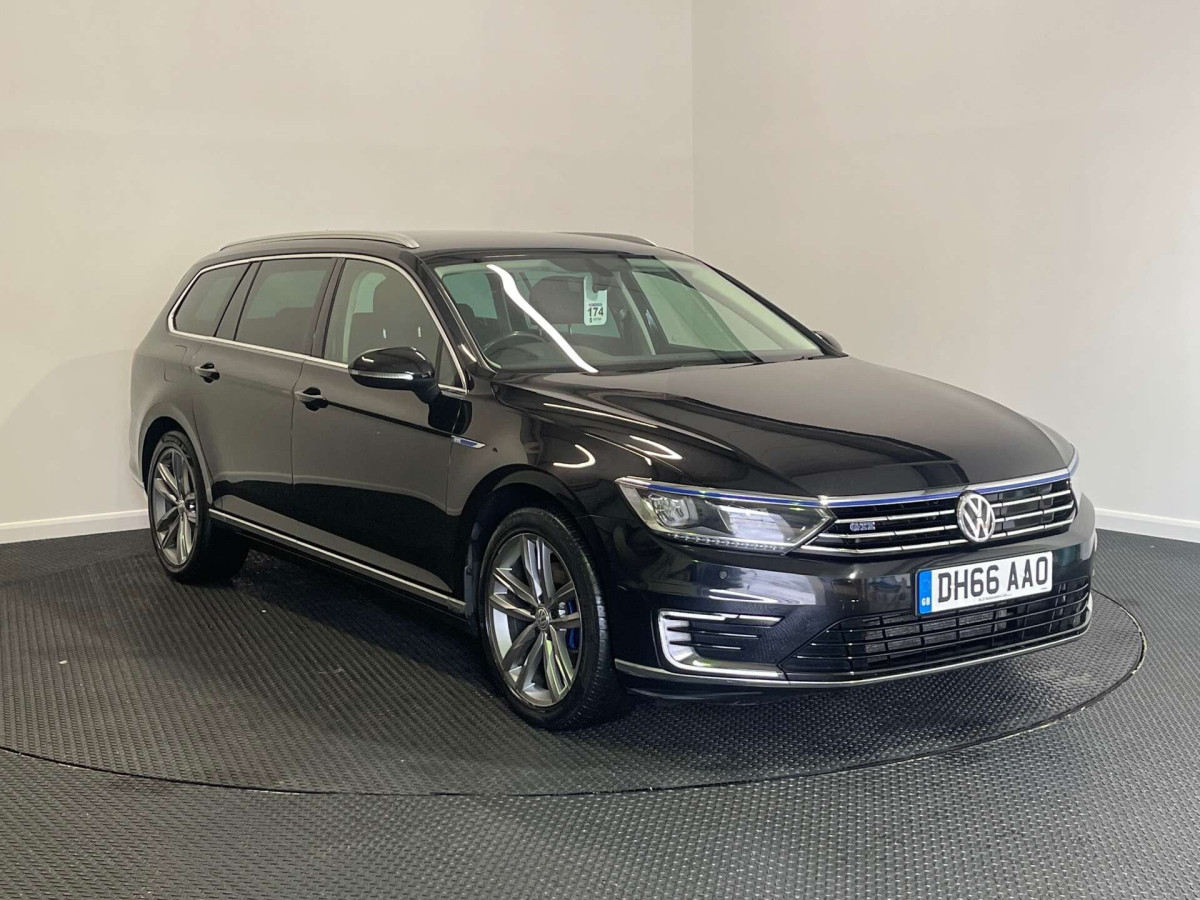 VOLKSWAGEN PASSAT 2017 (66) 1.4 TSI GTE ESTATE 5DR PETROL PLUG-IN HYBRID DSG EURO 6 (S/S) (218 PS) - 2017 - £12,500