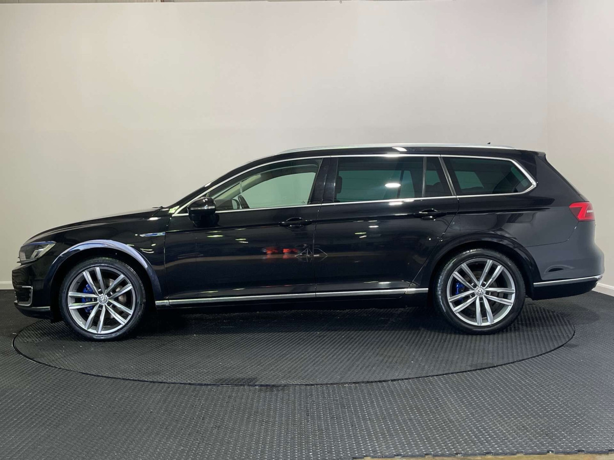 VOLKSWAGEN PASSAT 2017 (66) 1.4 TSI GTE ESTATE 5DR PETROL PLUG-IN HYBRID DSG EURO 6 (S/S) (218 PS) - 2017 - £12,500