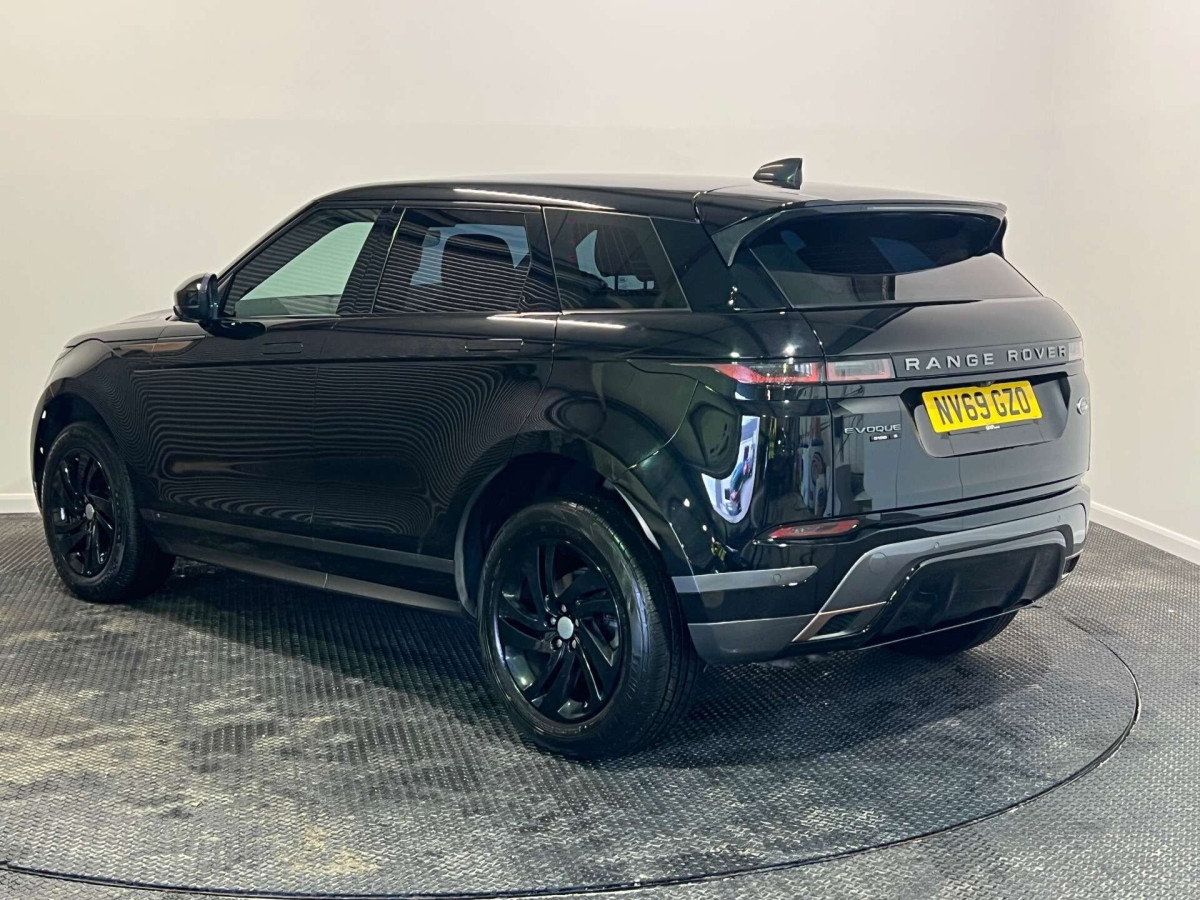 LAND ROVER RANGE ROVER EVOQUE 2019 (69) 2.0 D150 R-DYNAMIC S SUV 5DR DIESEL AUTO 4WD EURO 6 (S/S) (150 PS) - 2019 - £17,500