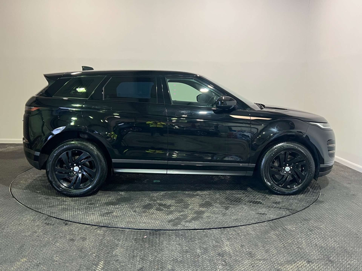 LAND ROVER RANGE ROVER EVOQUE 2019 (69) 2.0 D150 R-DYNAMIC S SUV 5DR DIESEL AUTO 4WD EURO 6 (S/S) (150 PS) - 2019 - £17,500