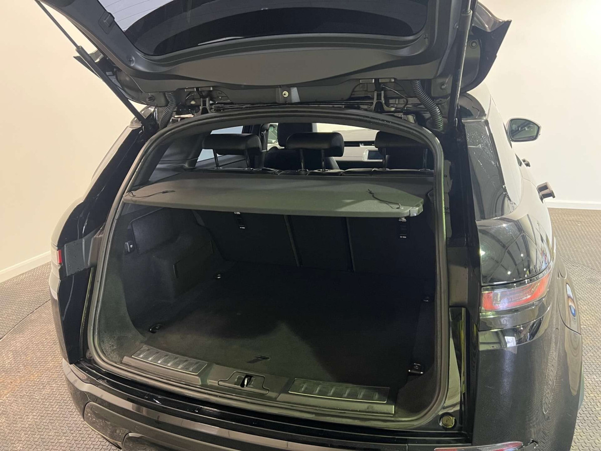 LAND ROVER RANGE ROVER EVOQUE 2019 (69) 2.0 D150 R-DYNAMIC S SUV 5DR DIESEL AUTO 4WD EURO 6 (S/S) (150 PS) - 2019 - £17,500