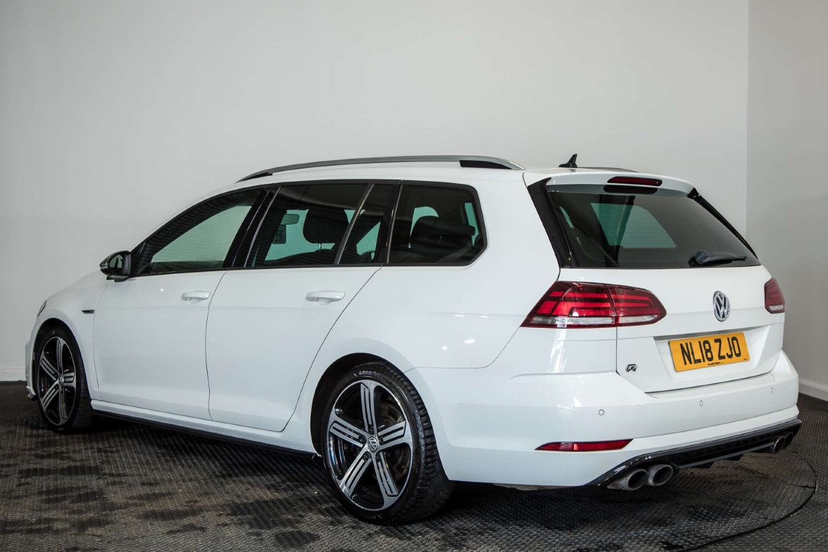 VOLKSWAGEN GOLF 2018 (18) 2.0 TSI R ESTATE 5DR PETROL DSG 4MOTION EURO 6 (S/S) (310 PS) - 2018 - £19,000