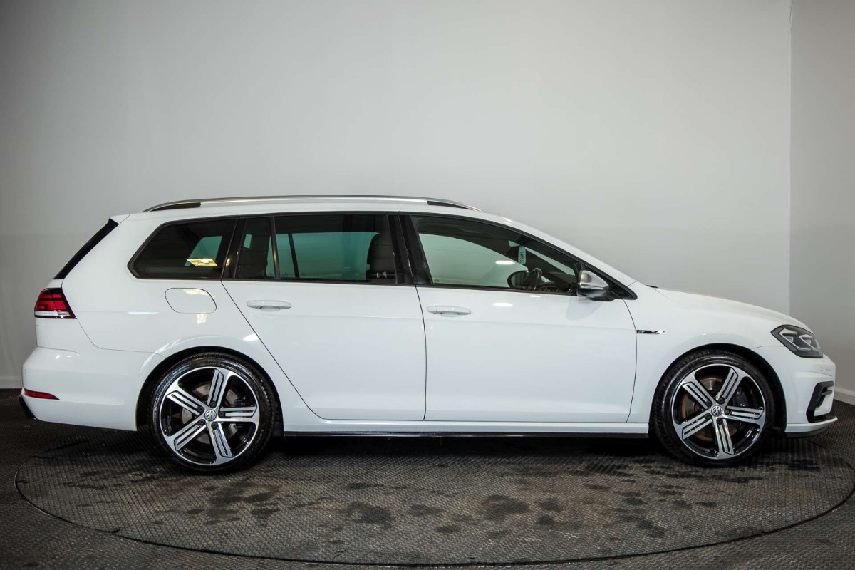 VOLKSWAGEN GOLF 2018 (18) 2.0 TSI R ESTATE 5DR PETROL DSG 4MOTION EURO 6 (S/S) (310 PS) - 2018 - £19,000