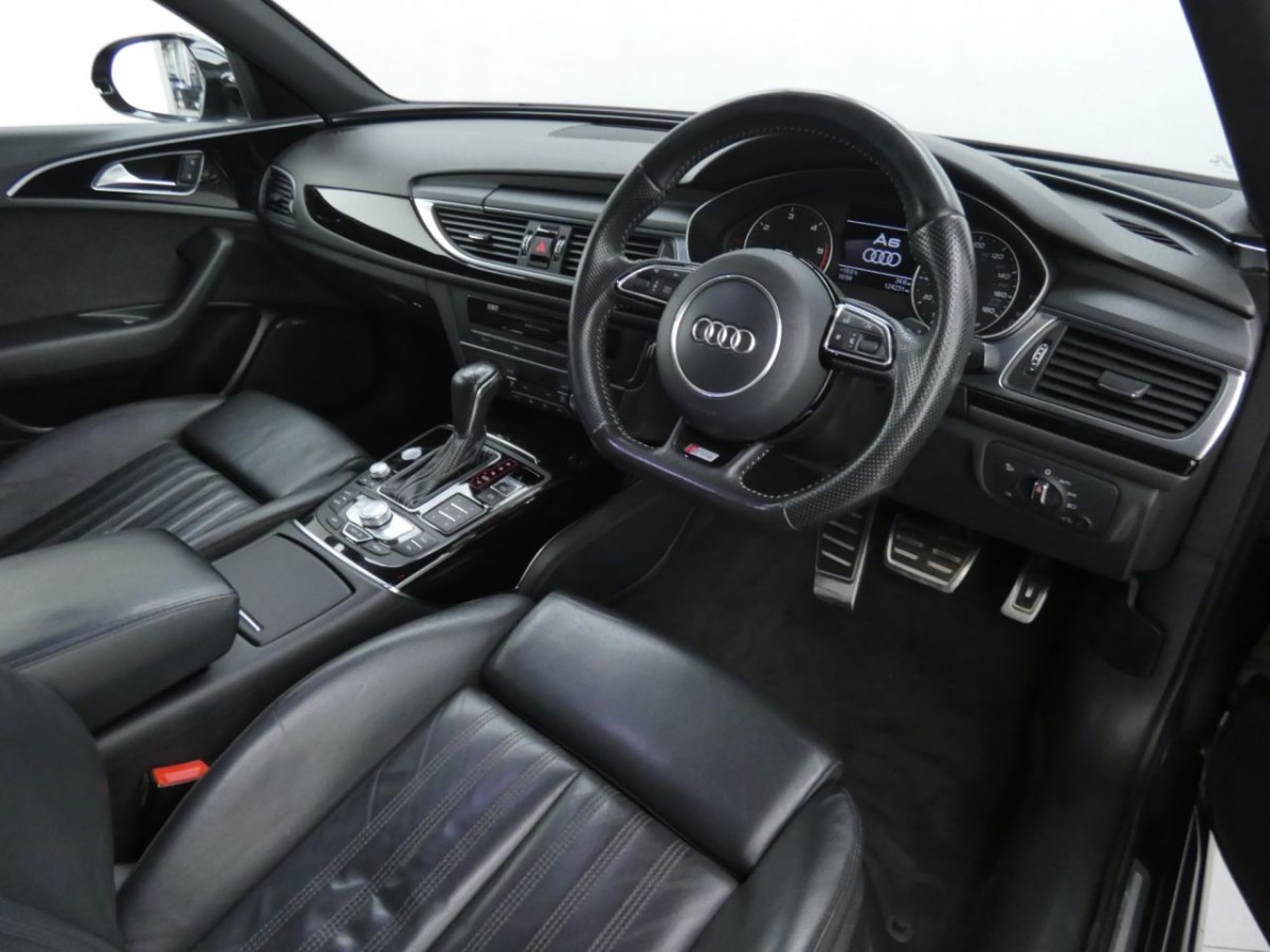 AUDI A6 2.0 TDI ULTRA BLACK EDITION 4D 188 BHP - 2017 - £11,400