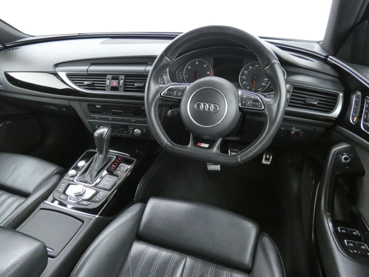 AUDI A6 2.0 TDI ULTRA BLACK EDITION 4D 188 BHP - 2017 - £11,400