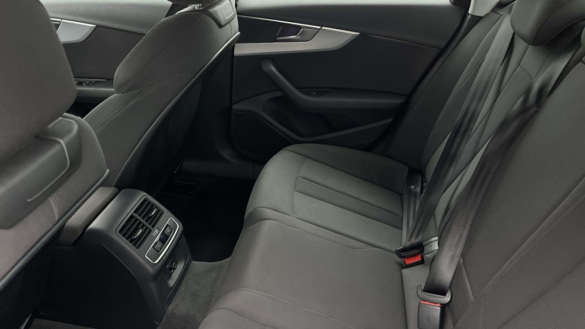 AUDI A4 2.0 TDI ULTRA SE 4D 148 BHP - 2016 - £10,500