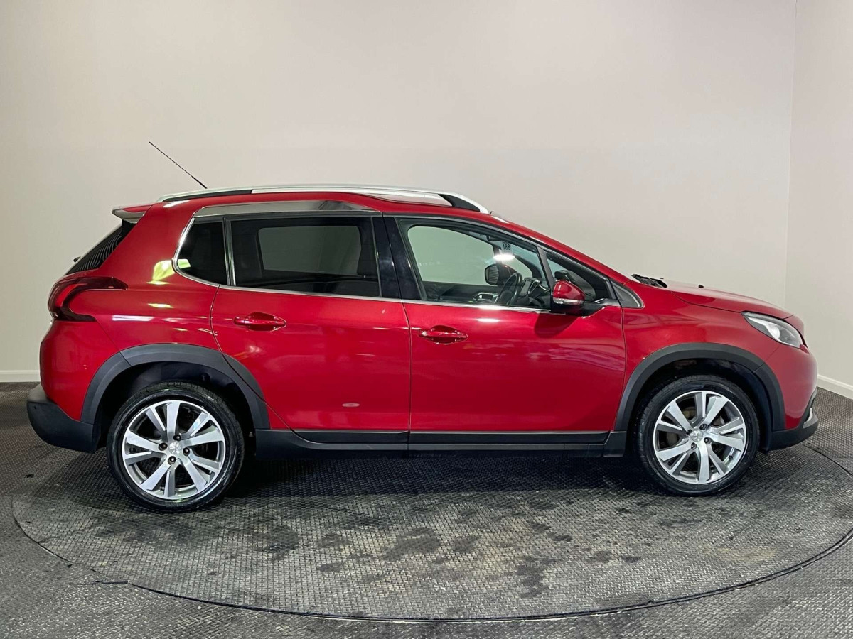 PEUGEOT 2008 2017 (67) 1.2 PURETECH ALLURE SUV 5DR PETROL MANUAL EURO 6 (S/S) (110 PS) - 2017 - £6,500