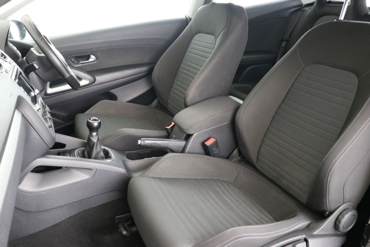 VOLKSWAGEN SCIROCCO 1.4 TSI 3D 121 BHP - 2012 - £7,990