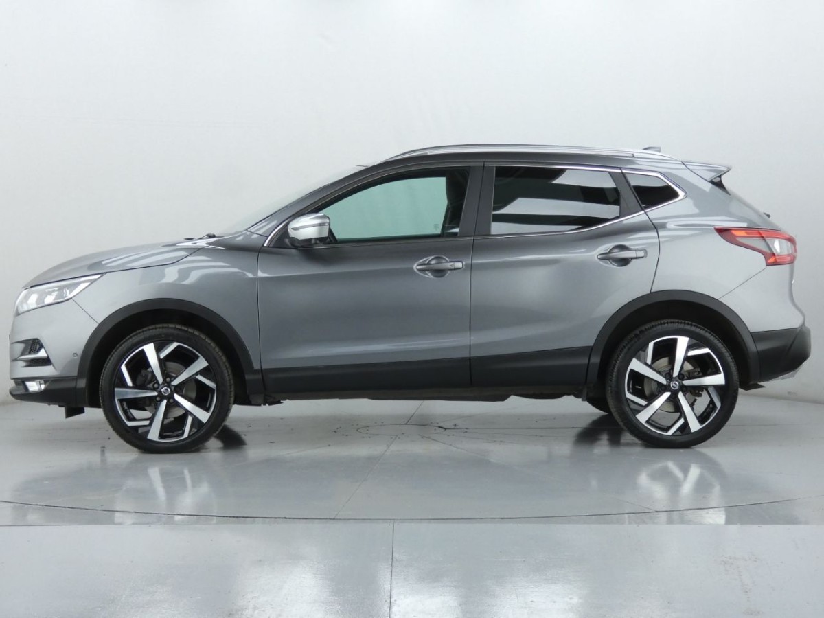 NISSAN QASHQAI 1.5 DCI TEKNA PLUS 5D 108 BHP - 2018 - £14,990