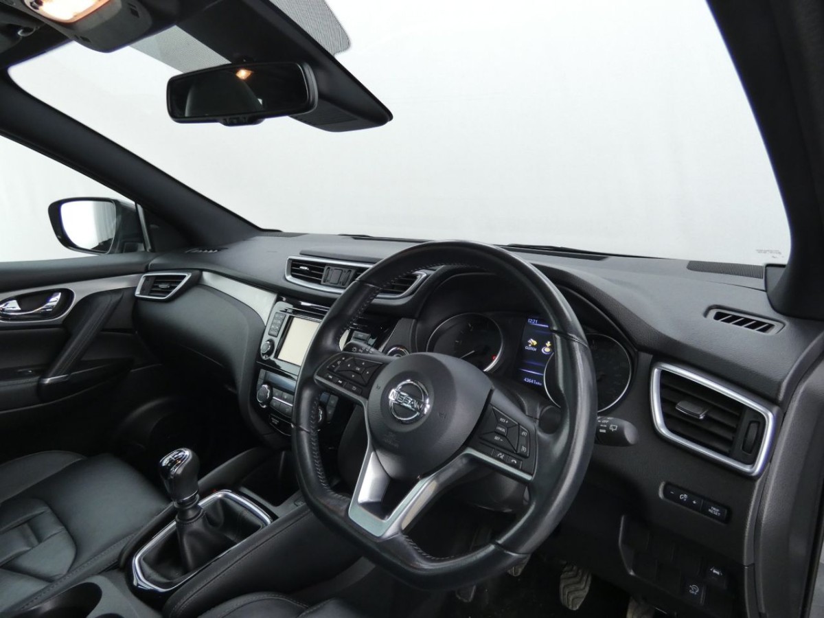 NISSAN QASHQAI 1.5 DCI TEKNA PLUS 5D 108 BHP - 2018 - £14,990