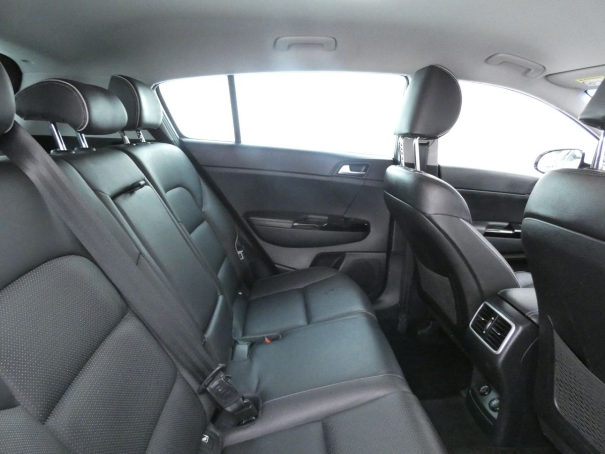 KIA SPORTAGE 2.0 CRDI KX-3 5D 134 BHP - 2016 - £15,990