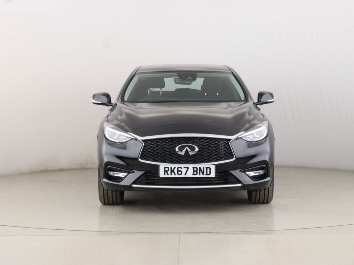 INFINITI Q30 1.6 SE 5D 155 BHP - 2017 - £15,490