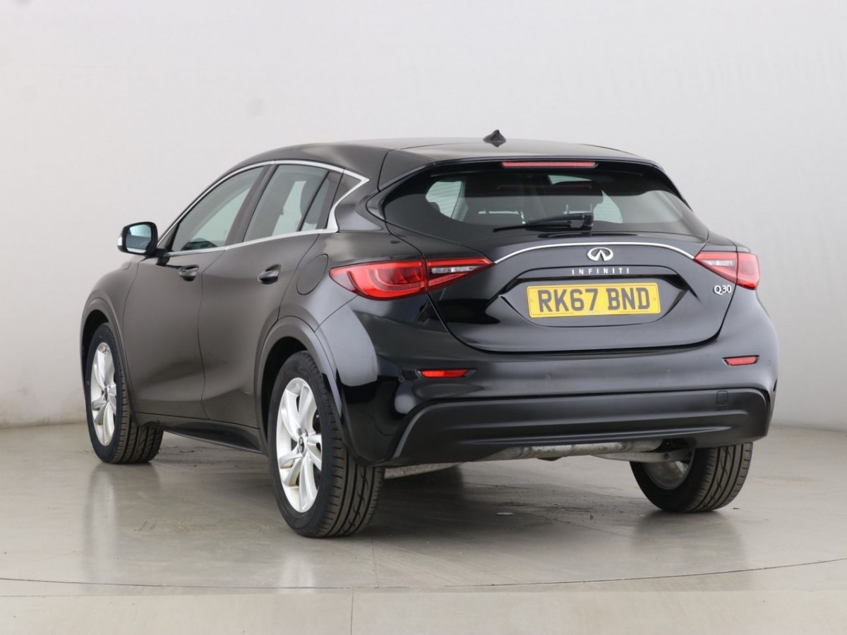 INFINITI Q30 1.6 SE 5D 155 BHP - 2017 - £15,490
